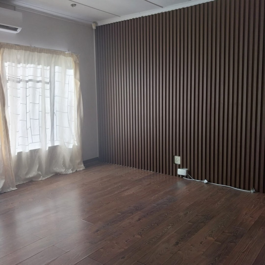 3 Bedroom Property for Sale in Rhodesdene Northern Cape